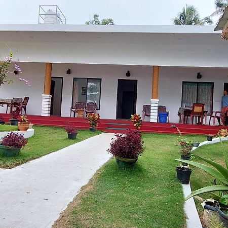 Marari Phoenix Beach Homestay Mararikulam Buitenkant foto