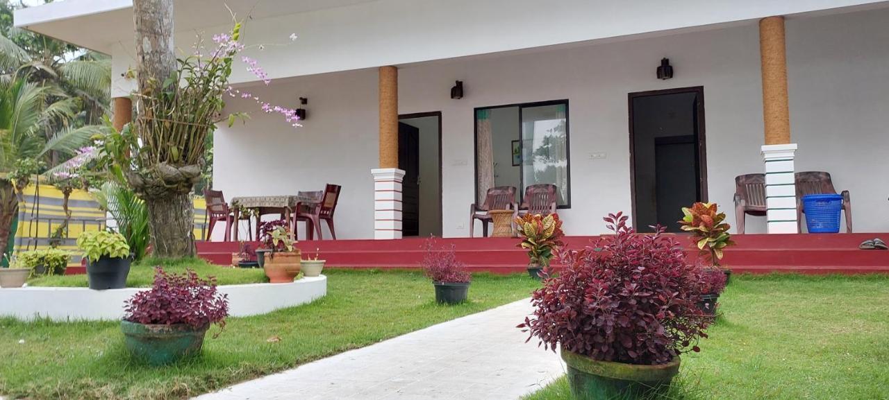 Marari Phoenix Beach Homestay Mararikulam Buitenkant foto