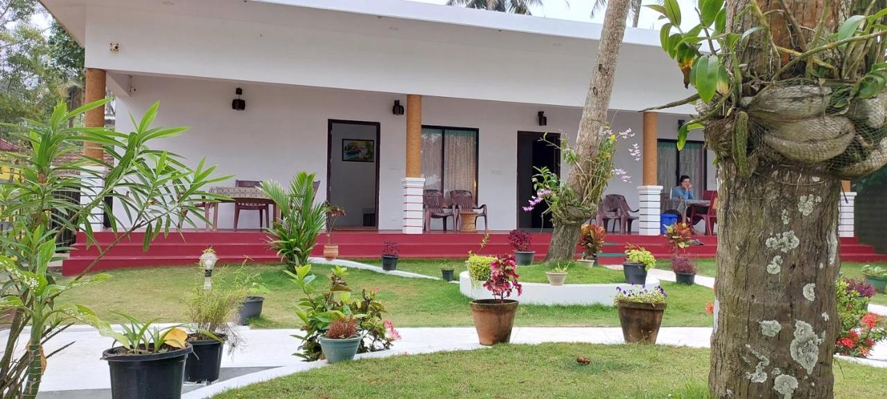 Marari Phoenix Beach Homestay Mararikulam Buitenkant foto