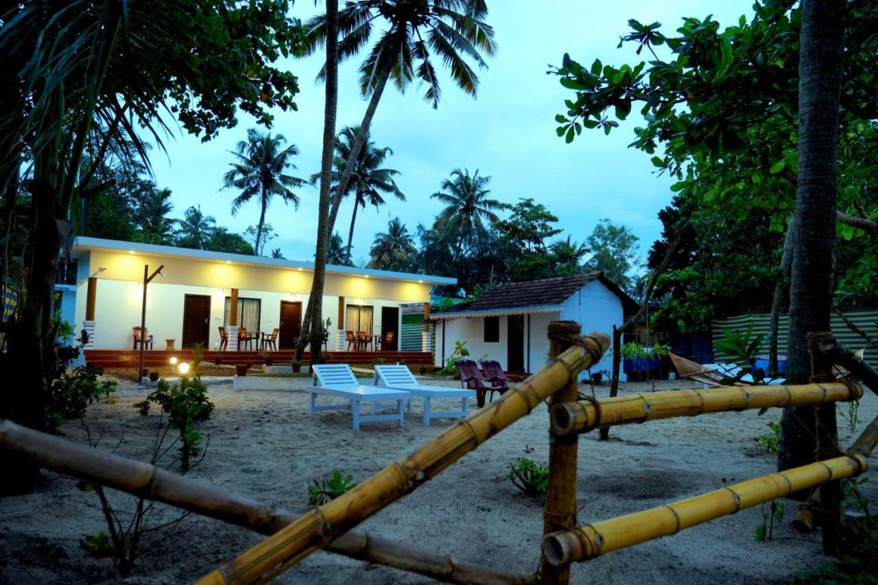 Marari Phoenix Beach Homestay Mararikulam Buitenkant foto