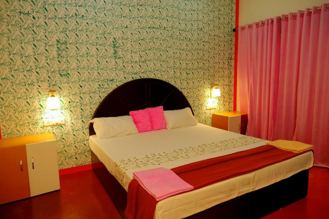 Marari Phoenix Beach Homestay Mararikulam Buitenkant foto