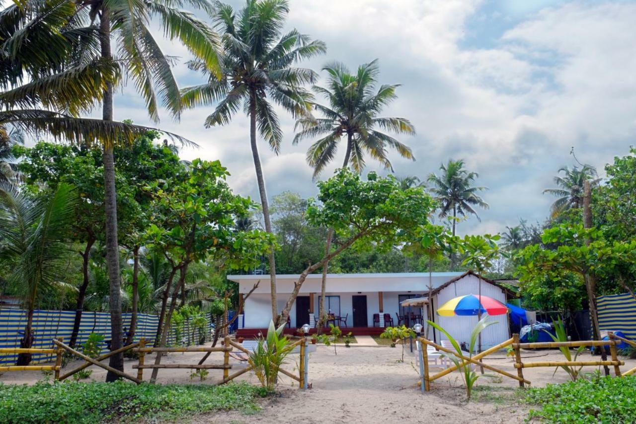 Marari Phoenix Beach Homestay Mararikulam Buitenkant foto