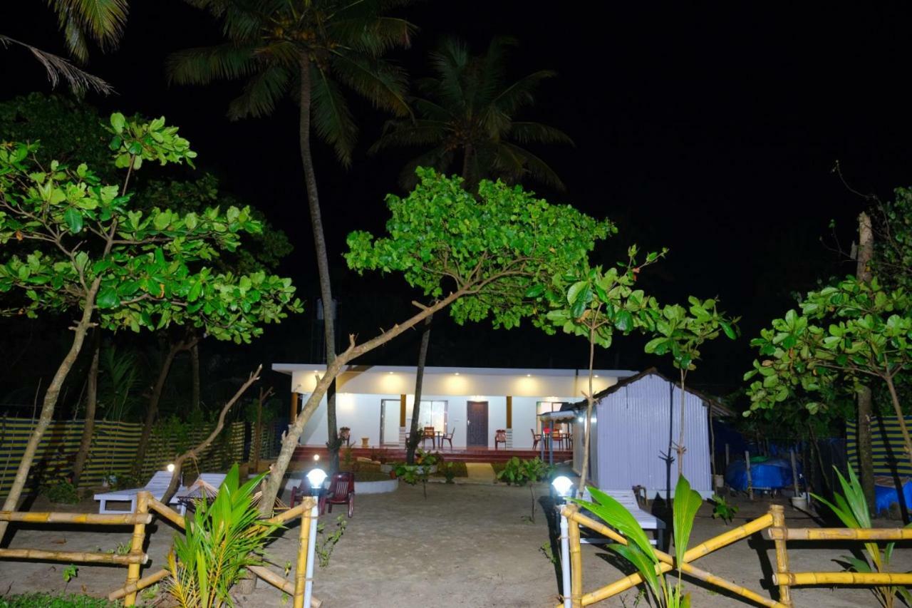 Marari Phoenix Beach Homestay Mararikulam Buitenkant foto
